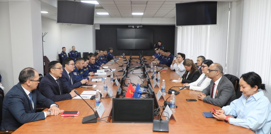 КЫРГЫЗСТАН ЭКОЛОГИЯНЫ КАЛЫБЫНА КЕЛТИРҮҮГӨ 52 МЛН ДОЛЛАР БАГЫТТАЙТ ...