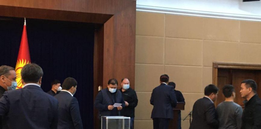 ОРУСИЯДА КОРОНАВИРУСКА КАРШЫ ДАГЫ БИР ВАКЦИНА КАТТООГО АЛЫНДЫ