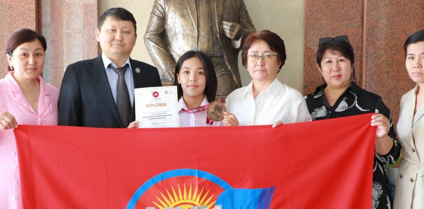 ЭАУнун СТУДЕНТТЕРИ АЛЫШ КҮРӨШҮ БОЮНЧА АЗИЯ ЧЕМПИОНАТЫНЫН ЖЕҢҮҮЧҮЛӨРҮ БОЛДУ