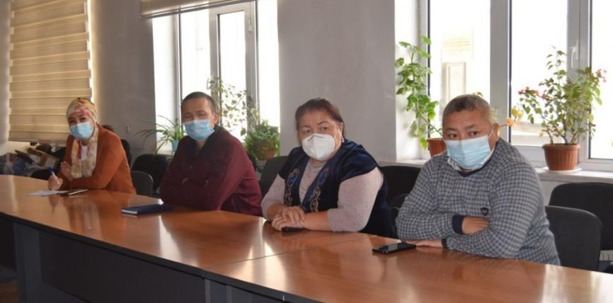 МЕЧИТТЕРДЕ ЖУМА НАМАЗ ОКУГАНГА УБАКТЫЛУУ ТЫЮУ САЛЫНДЫ