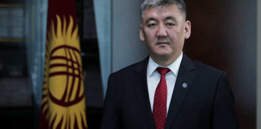 КУДАЙБЕРДИ КОЖОБЕКОВ ОШМУнун РЕКТОРУ ВАЗИЙПАСЫН КАЙРАДАН УЛАНТУУДА