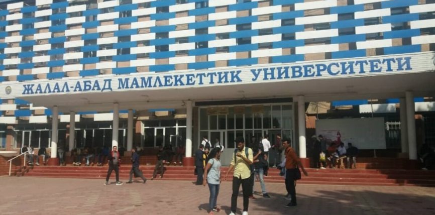 82 СТУДЕНТКЕ ЖАСАЛМА ДОКУМЕНТТЕР МЕНЕН ДИПЛОМ БЕРИЛГЕН