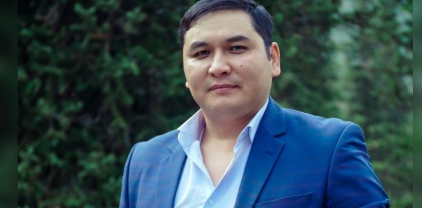 Алишер ТООТАЕВ: “ӨНӨПОЗДОРГО МАМЛЕКЕТТИК СЫЙЛЫК-НААМДАРДЫ ЫЙГАРУУДА ТААНЫШ-БИЛИШЧИЛИККЕ, ЖЕМКОРЛУККА ЖОЛ БЕРБЕЙМ!”