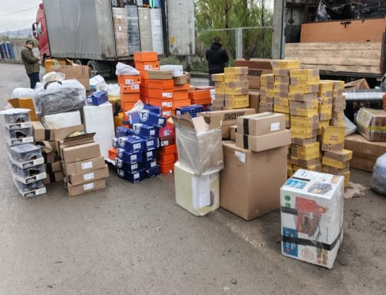 АК-ТИЛЕК ЧЕКАРА КӨЗӨМӨЛ-ӨТКӨРҮҮ БЕКЕТИНДЕ 18 МИЛЛИОН СОМДУК МЫЙЗАМСЫЗ ТАШЫЛГАН ТОВАРЛАР КАРМАЛДЫ