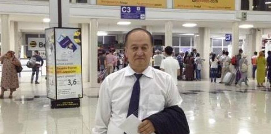 КЫРГЫЗ ЖАЗУУЧУСУНУН РОМАНЫН ЭМИ АРАБДАР ДАГЫ ОКУП ЖАТЫШАТ