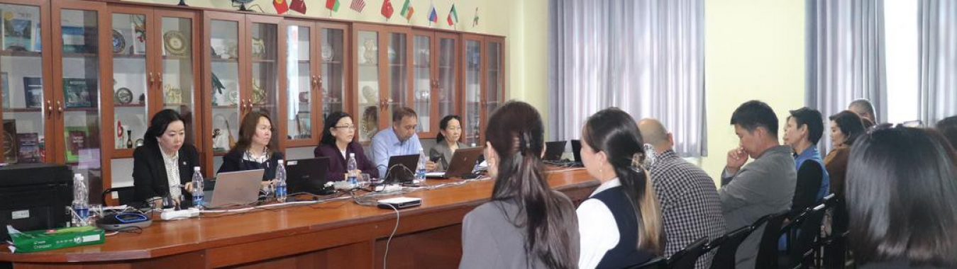 ОШМУда БИЛИМ САПАТЫ ТЕКШЕРИЛИП, АККРЕДИТАЦИЯЛОО ЖАРАЯНЫ ЖЫЙЫНТЫКТАЛДЫ