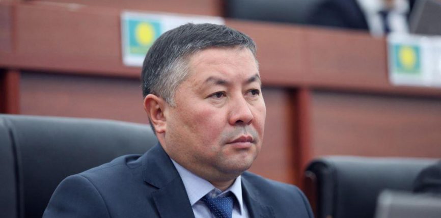 КАНАТБЕК ИСАЕВ: «КЫРГЫЗСТАН» ПАРТИЯСЫНЫН ДОКУМЕНТТЕРИ ӨЗ УБАГЫНДА БЕРИЛГЕН