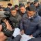 ӨКМӨТ МҮЧӨСҮ НУРДАН ОРУНТАЕВ ОШ ШААРЫНДАГЫ МЫЙЗАМСЫЗ САЛЫНГАН ҮЙЛӨРДҮН ЖАШООЧУЛАРЫ МЕНЕН ЖОЛУГУШТУ