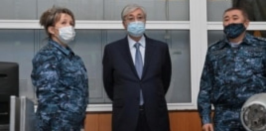 ТОКАЕВ КАЗАКСТАНДЫН ҮЧ АЙМАГЫНДАГЫ ӨЗГӨЧӨ АБАЛ РЕЖИМИН ТОКТОТТУ