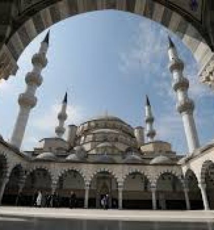 ЖАЛАЛ-АБАД ОБЛУСУНДА ОРОЗО АЙТ НАМАЗЫ МЕЧИТТЕРДЕ ОКУЛАТ