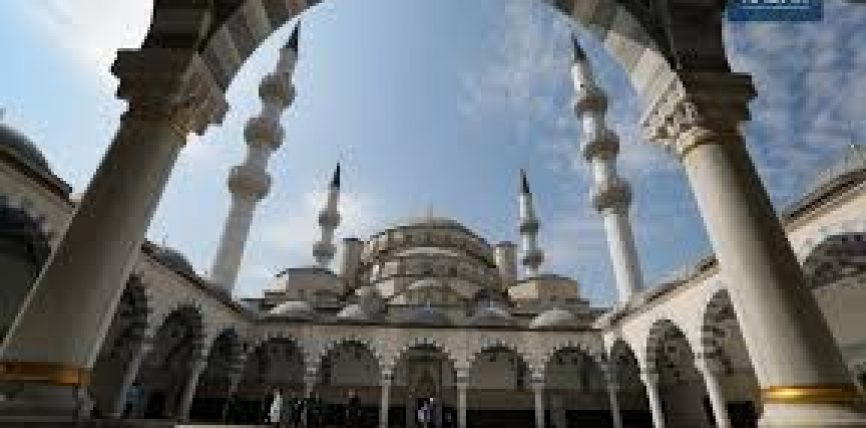 ЖАЛАЛ-АБАД ОБЛУСУНДА ОРОЗО АЙТ НАМАЗЫ МЕЧИТТЕРДЕ ОКУЛАТ