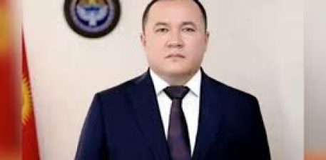 ЭРНИСБЕК ОРМОКОВ МАНАС ШААРЫНЫН МЭРИ КЫЗМАТЫНАН БОШОТУЛДУ