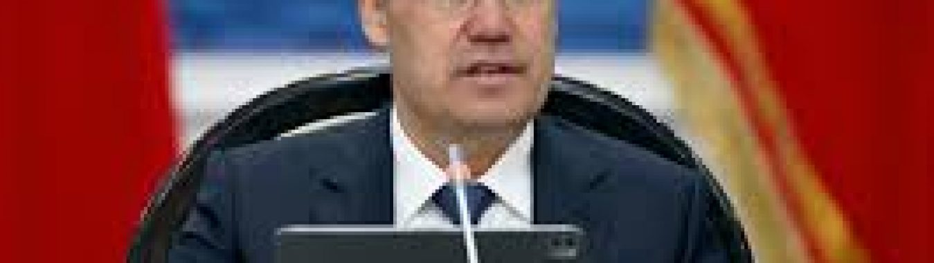 ПРЕЗИДЕНТ БИР КАТАР ЖЕТЕКЧИЛЕРГЕ КАТУУ СӨГҮШ БЕРДИ