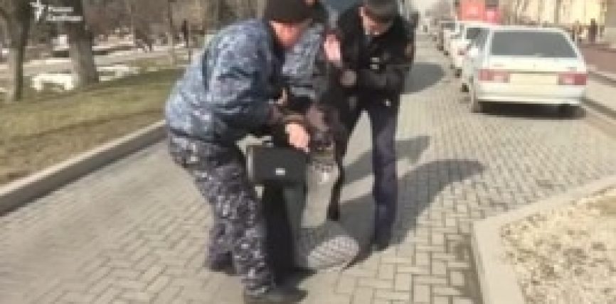 КАЗАКСТАН РЕПРЕССИЯ КУРМАНДЫКТАРЫНА ТИЕШЕЛҮҮ 2,4 МЛН ЖАШЫРУУН МААЛЫМАТТЫ ЖАРЫЯЛАДЫ