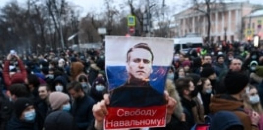ЕВРОПАРЛАМЕНТ ДЕПУТАТТАРЫ НАВАЛЬНЫЙДЫ САХАРОВ СЫЙЛЫГЫНА КӨРСӨТҮШТҮ