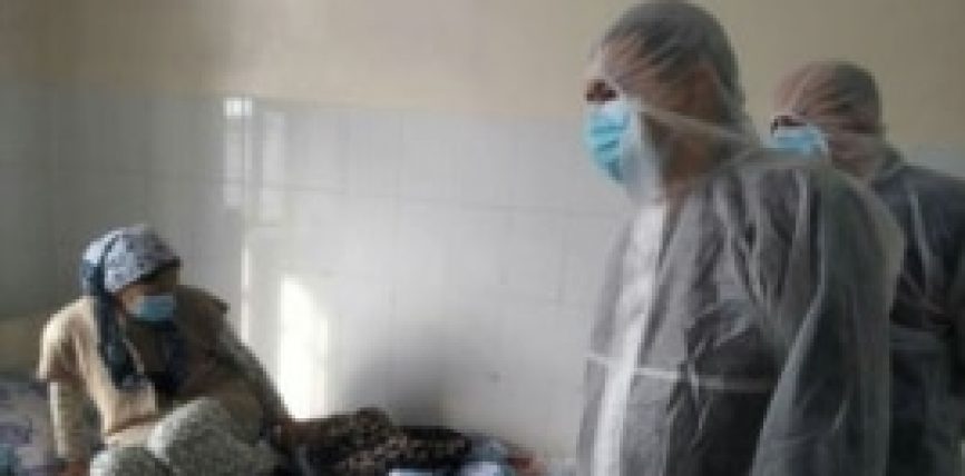 COVID-19: ӨЗБЕКСТАНДА ОРТОЧО АЙЛЫК АКЫГА ЖЕКЕ ООРУКАНАЛАРДА 1,5 КҮН ГАНА ДАРЫЛАНУУГА БОЛОТ