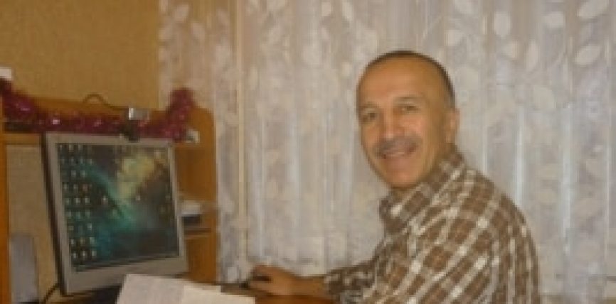 ТАЖИКСТАНДЫК АКТИВИСТ КАДАМ ИСМАТОВ ОРУС ЖАРАНДЫГЫНАН АЖЫРАТЫЛДЫ