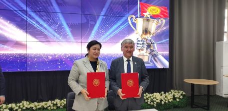 ОШМУнун СТУДЕНТТЕРИНИН ЭКИ СТАРТАП-ДОЛБООРУ «СТУДЕНТТИК СТАРТАП – 2025» СЫНАГЫНДА ЖЕҢҮҮЧҮ АТАЛДЫ