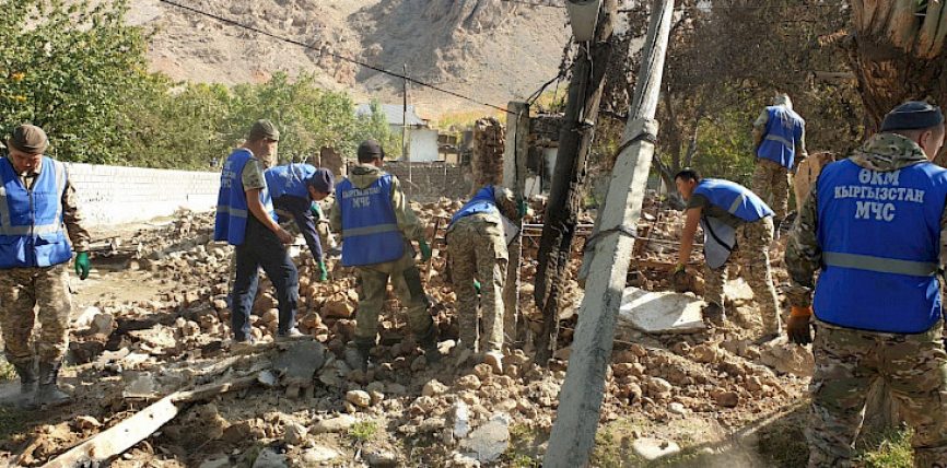 БАТКЕНДЕ ТАЛКАЛАНГАН ҮЙЛӨР ТАЗАЛАНЫП, КУРУЛУШКА ДАЯРДАЛУУДА