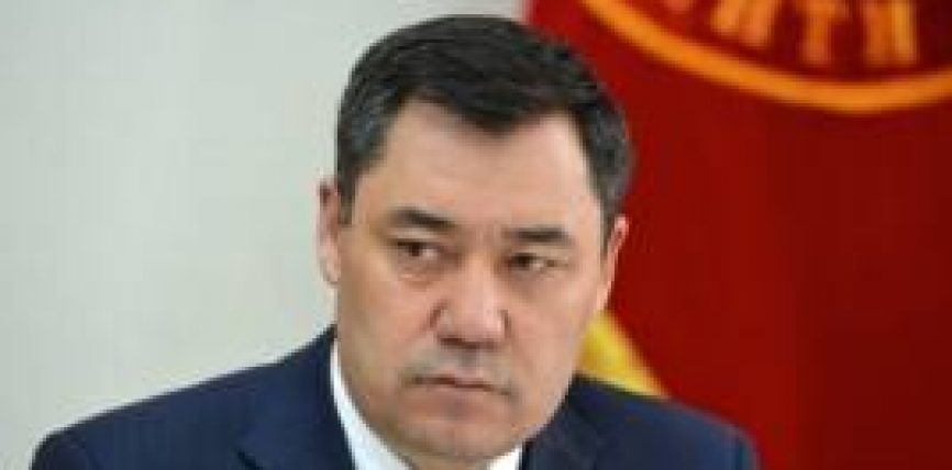 ЖАПАРОВ: ЗЫЯРАТЧЫЛАРДЫН МУФТИЯТТАГЫ АКЧАСЫ ШАЙЛООДО БИР ПАРТИЯГА КОЛДОНУЛУП КЕТКЕН