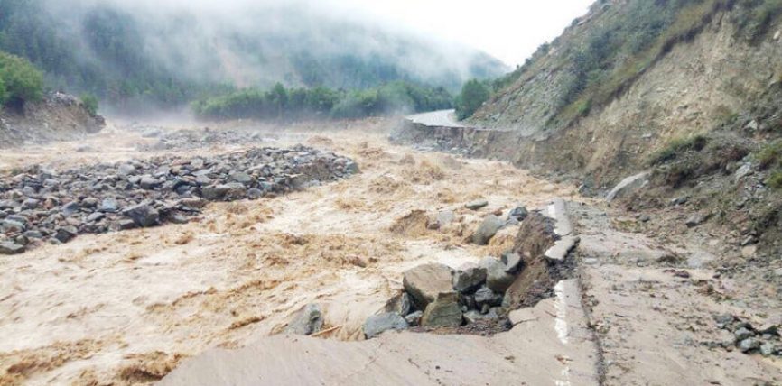 ТООЛУУ ЖАНА ТОО ЭТЕКТЕРИНДЕГИ РАЙОНДОРУНДА СЕЛ ЖҮРҮП, КАР КӨЧКҮ ТҮШҮШҮ МҮМКҮН