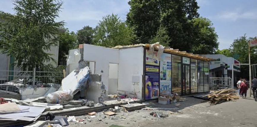 ОБЛУСТУК ООРУКАНАНЫН АЙЛАНАСЫНДАГЫ СООДА ТҮЙҮНДӨРҮ БУЗДУРУЛУУДА