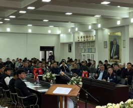 ЭАУда “ЮРИДИКАЛЫК КЕСИПТИ ТАНДАГАН ЖАШТАР ҮЧҮН ЗАМАН ЧАКЫРЫКТАРЫ ЖАНА МҮМКҮНЧҮЛҮКТӨРҮ” АТТУУ КОНФЕРЕНЦИЯ ӨТТҮ