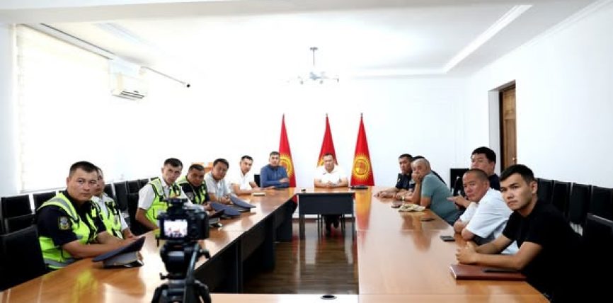 ЖОЛДУ БУЛГАГАН АЙДООЧУЛАРГА КАТААЛ ЧАРАЛАРДЫ КӨРҮЛӨТ