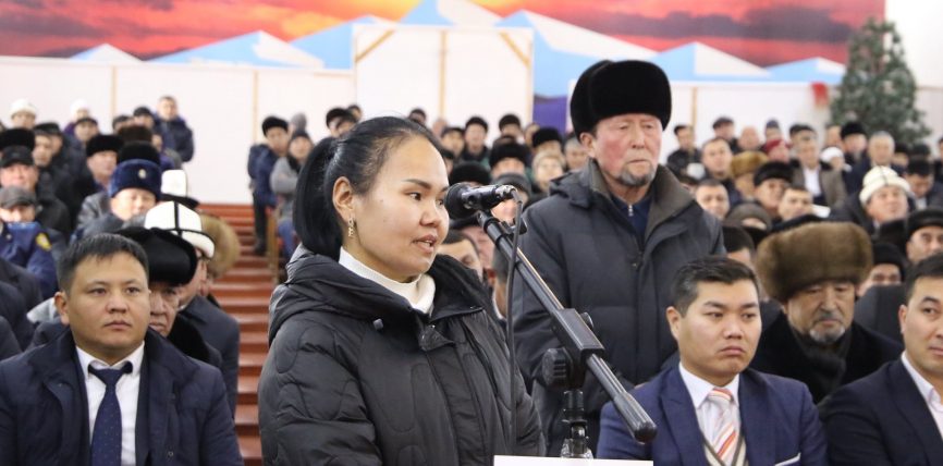ОБЛУС БАШЧЫ СУЗАК РАЙОНУНУН ТУРГУНДАРЫ МЕНЕН ЖОЛУГУШТУ