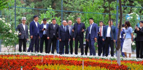 ЖАЛАЛ-АБАД ОБЛУСУНУН ДЕЛЕГАЦИЯСЫ НАМАНГАН ОБЛУСУНДА ИШ САПАРЫ МЕНЕН ЖҮРӨТ