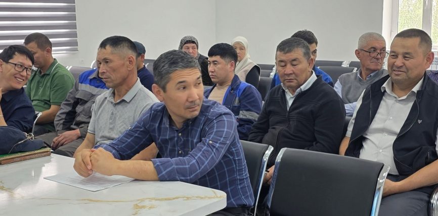 БҮТКҮЛ ДҮЙНӨЛҮК ЭМГЕКТИ КОРГОО КҮНҮНӨ АРНАЛГАН ИШ-ЧАРА ӨТКӨРҮЛДҮ