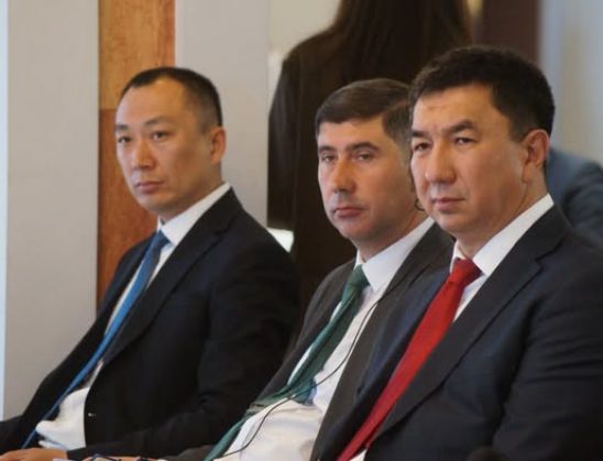 ОБЛУС БАШЧЫСЫ ТИЛЕК ТЕКЕБАЕВ ЫСЫК-КӨЛ ОБЛУСУНДАГЫ ГЕОПАРКТАРДЫ ӨНҮКТҮРҮҮ БОЮНЧА ЭЛ АРАЛЫК СИМПОЗИУМГА КАТЫШУУДА
