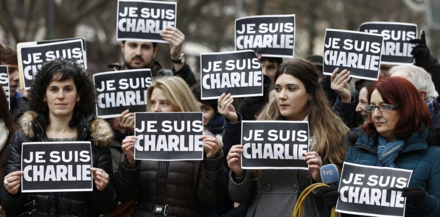 ПАРИЖДЕ СОТ CHARLIE HEBDO ЖУРНАЛЫНА КОЛ САЛГАНДАРГА ӨКҮМ ЧЫГАРДЫ