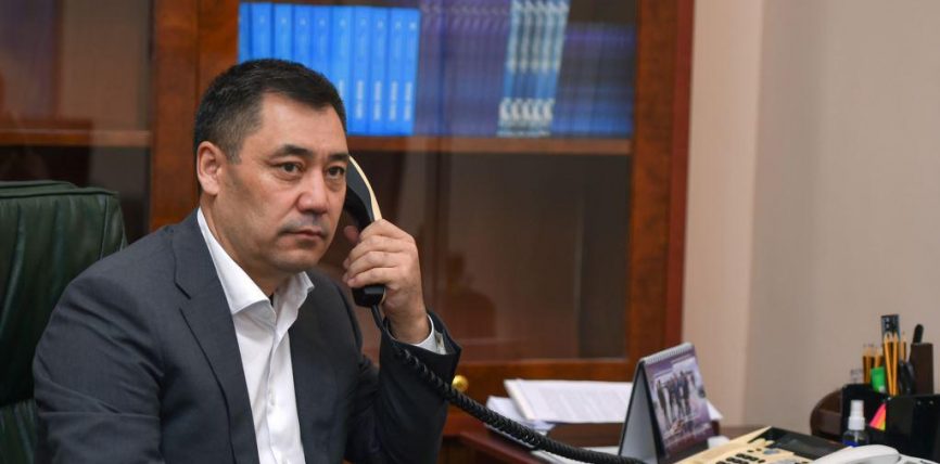 САДЫР ЖАПАРОВ МАМЛЕКЕТТИК КЫЗМАТТАГЫ ЭКИ КУДАСЫ ТУУРАЛУУ ТҮШҮНДҮРМӨ БЕРДИ