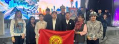 КОЧКОР-АТА ШААРЫНЫН МЭРИЯСЫ ЭЛ АРАЛЫК КӨРГӨЗМӨДӨ «МЫКТЫ ДОЛБООР» НОМИНАЦИЯСЫН ЖЕҢИП АЛДЫ