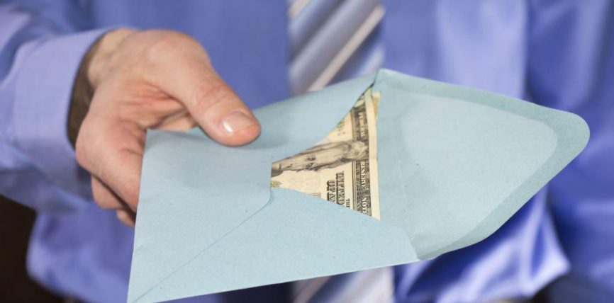 ӨЗБЕКСТАН БИЙЛИГИ КОРРУПЦИЯГА КАРШЫ ЖУМАЛЫК УЮШТУРАТ