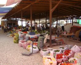 КҮЗ КЕЛДИ, БИРОК БАЗАРДА ЖЕМИШ, ЖАШЫЛЧАЛАРДЫН БААСЫ КЫМБАТ