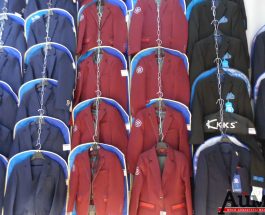 БЫЙЫЛ ОКУУЧУЛАРГА БИРДИКТҮҮ МЕКТЕП ФОРМАСЫ КИРГИЗИЛДИ