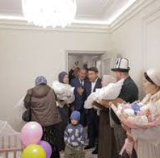 ПРЕЗИДЕНТ ОШТОГУ 4 ЭМДИН ҮЙ-БҮЛӨСҮНӨ БАТИР БЕРДИ