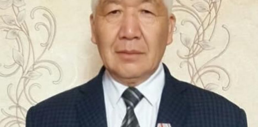 Башкалардан айрымаланып, өз чыйыры бар калемгер.