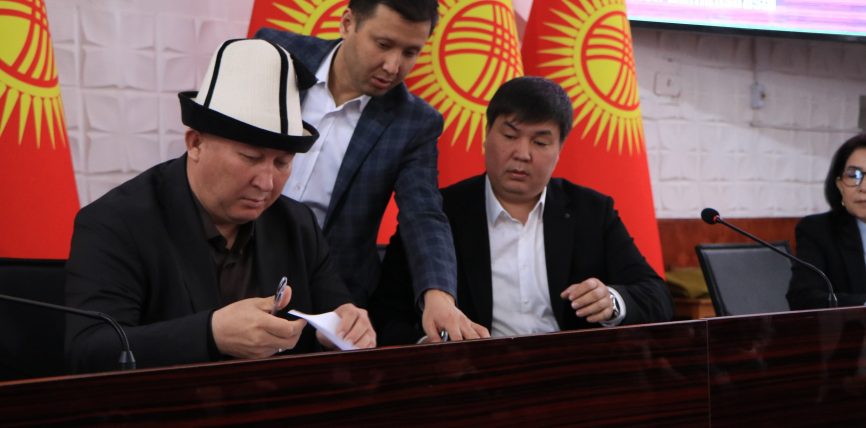 №13 ОКРУГ БОЮНЧА ТАЛАПКЕРЛЕРДИН КЕЗЕКТҮҮЛҮГҮ АНЫКТАЛДЫ